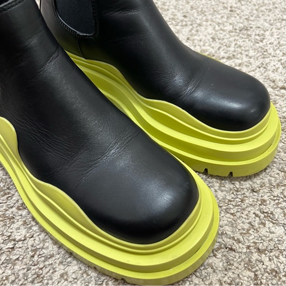 Bottega Veneta Tire Chelsea Boot Black Seagrass Women's Size 37 (US 7) - Picture 4 of 14